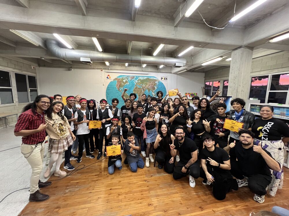 Foto grupal de las bandas de las audiciones intercolegiales